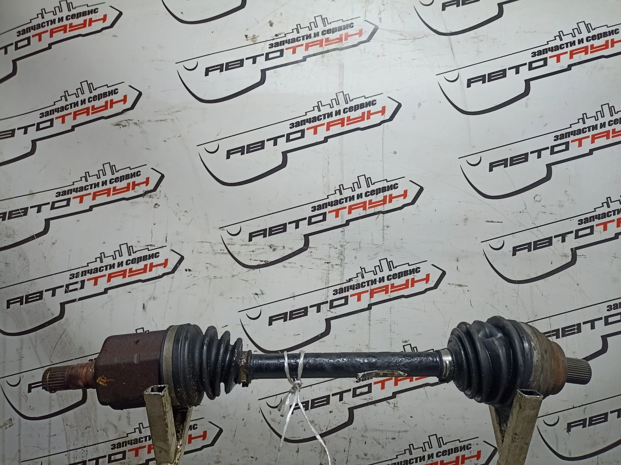 ПРИВОД ... VOLKSWAGEN SKODA SEAT ... BSE BVY BVZ ... PASSAT TOLEDO TOURAN ... 8PA B6 MK5 ПЕРЕДНИЙ ЛЕВЫЙ КОРОТКИЙ ПОД БОЛТ АТМ 2WD 4WD 1K0407271BD KA9256