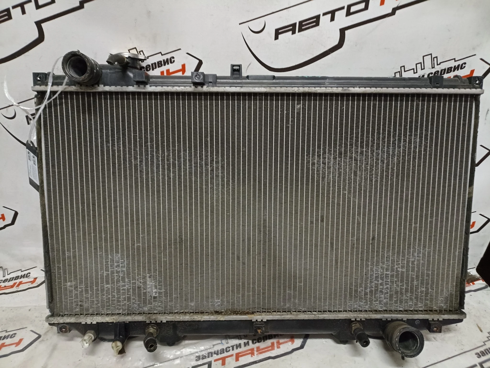 РАДИАТОР ДВИГАТЕЛЯ TOYOTA LEXUS 1UZ-FE 2JZ-GE ARISTO GS300 GS400 JZS160 UZS160 АТМ БЕЗ ДИФФУЗОРА 1640046570 VA7904Z