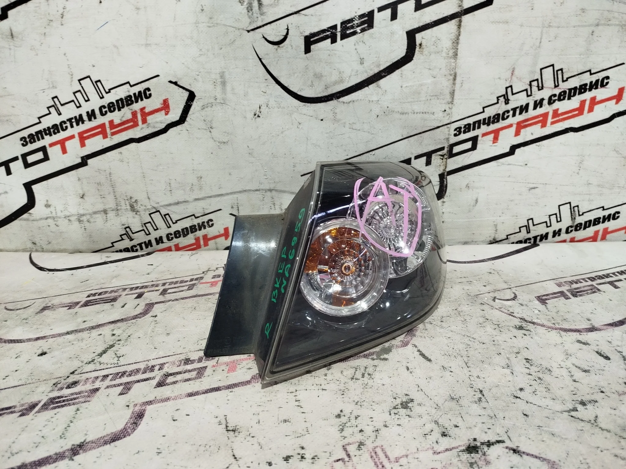ФОНАРЬ MAZDA AXELA MAZDA3 BK BK3P BK5P BKEP 3805 4505 HATCHBACK LED 1 МОДЕЛЬ 2 МОДЕЛЬ ПРАВЫЙ BP4S51150E NA6959