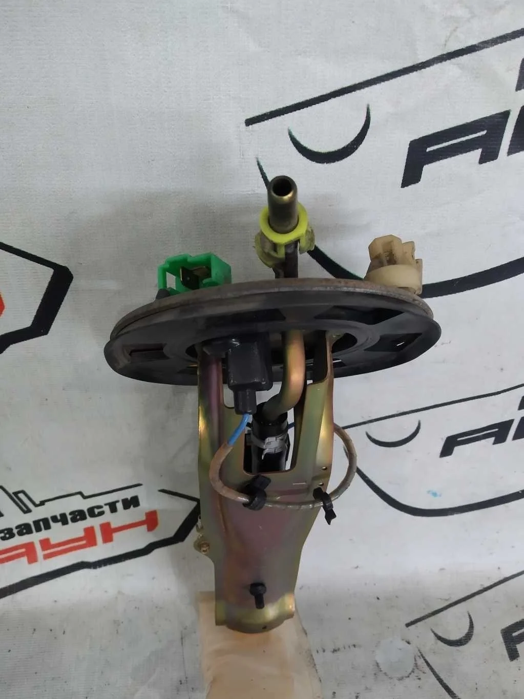 БЕНЗОНАСОС КОРПУС БЕНЗОНАСОСА В СБОРЕ HONDA S-MX STEPWGN RF1 RH1 2WD 2 ШТУЦЕРА 1 ФИШКА 2 КОНТАКТА 17040S47932