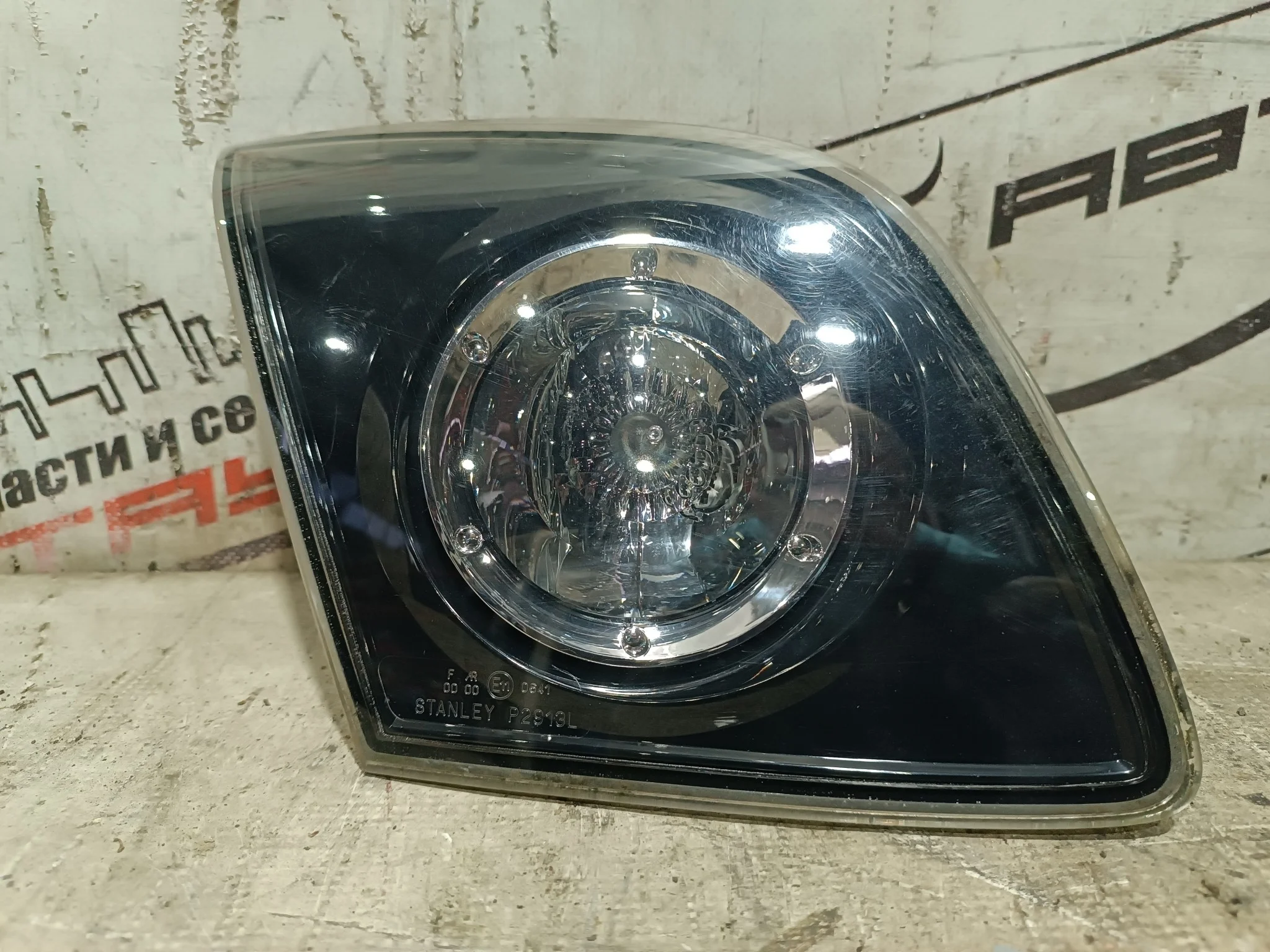 ФАЛЬШПАНЕЛЬ MAZDA AXELA BK3P BK5P BKEP 2913 HATCHBACK BLACK БЕЛЫЙ СТОП ЛЕВАЯ BR5S513G0 NA6959Z