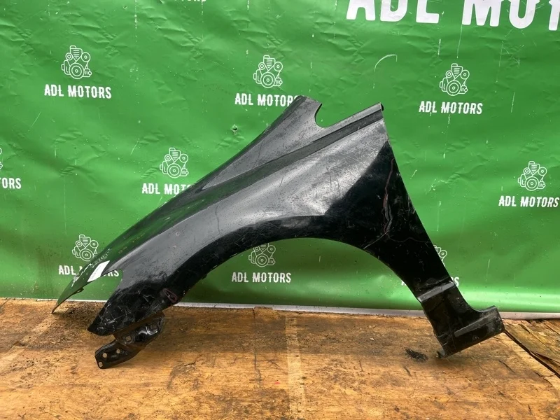 Крыло Honda Civic 8 2006-2011 4D