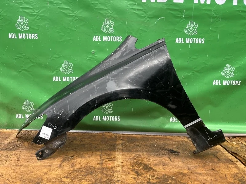 Крыло Honda Civic 8 2006-2011 4D