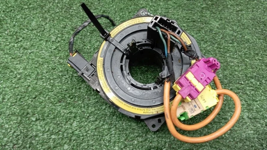 шлейф airbagа Volvo D5244T4 CM71 Volvo Xc90 D5244T4 CM71 30669744,31313084
