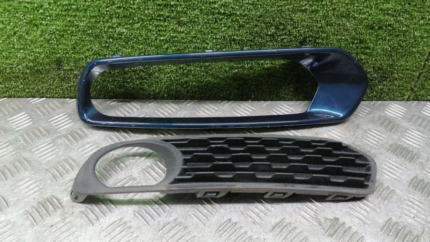 рамка противотуманной фары Bmw N47D20C F20 Bmw 1-Series N47D20C F20 51117310760,51117310830,51117245870