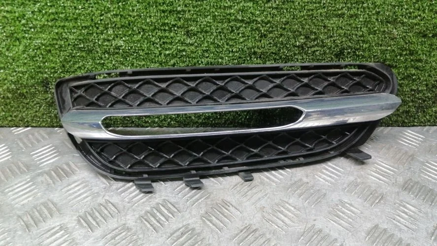 рамка противотуманной фары Mercedes-Benz 651924 W212 Mercedes-Benz E-Class 651924 W212 A2128851723,A2128851874