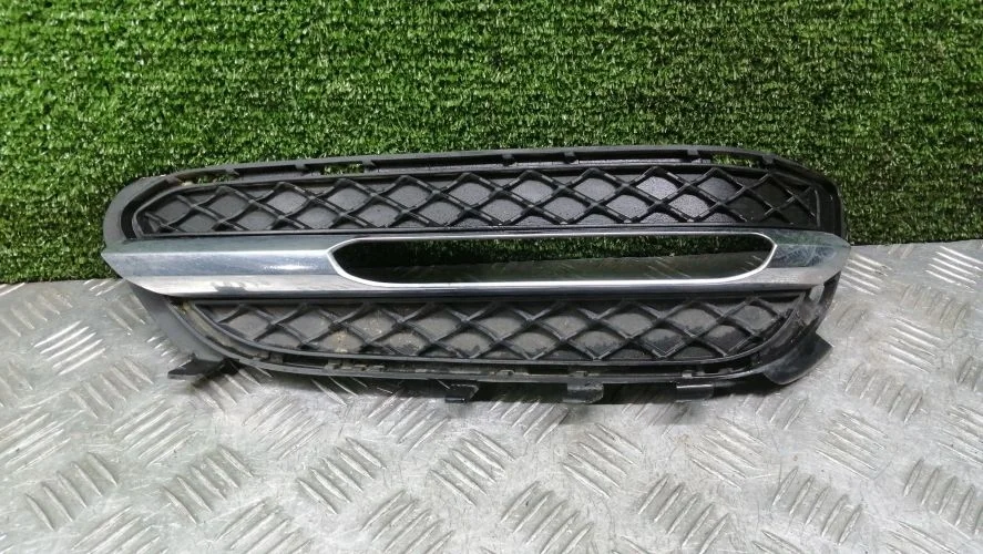рамка противотуманной фары Mercedes-Benz 651924 W212 Mercedes-Benz E-Class 651924 W212 A2128851823,A2128851774