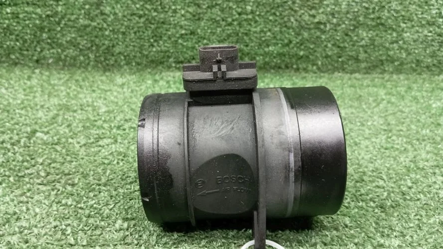 датчик расхода воздуха Volkswagen,Audi CFF,CSUA,CUWA 5N1,362,B7,8K2,358,A32 Volkswagen,Audi Tiguan,Passat,A4,Passat Cc CFF,CSUA,CUWA 5N1,362,B7,8K2,358,A32 03L906461A,0281002956