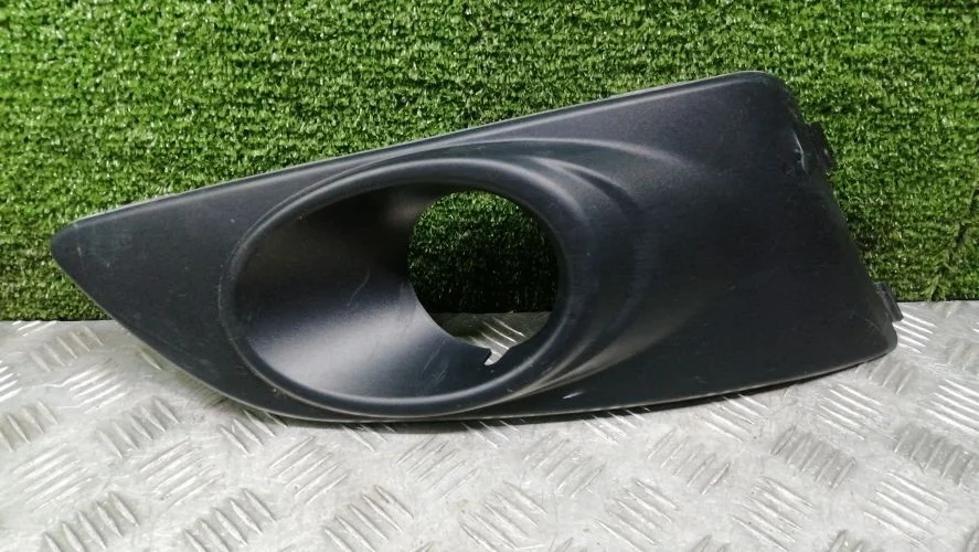 рамка противотуманной фары Chevrolet F16D4 T300 Chevrolet Aveo F16D4 T300 96694773