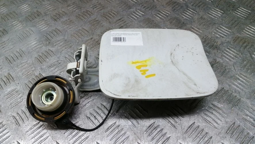 лючок бензобака Hyundai D4CB TQ Hyundai Grand Starex D4CB TQ 695104H000