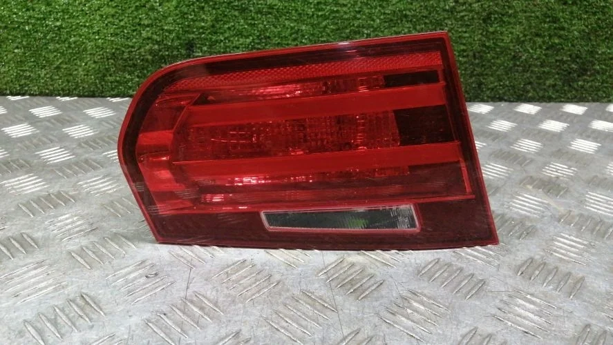 вставка багажника Bmw N47D20C F30 Bmw 3-Series N47D20C F30 63217259915,63217372793,63217313055