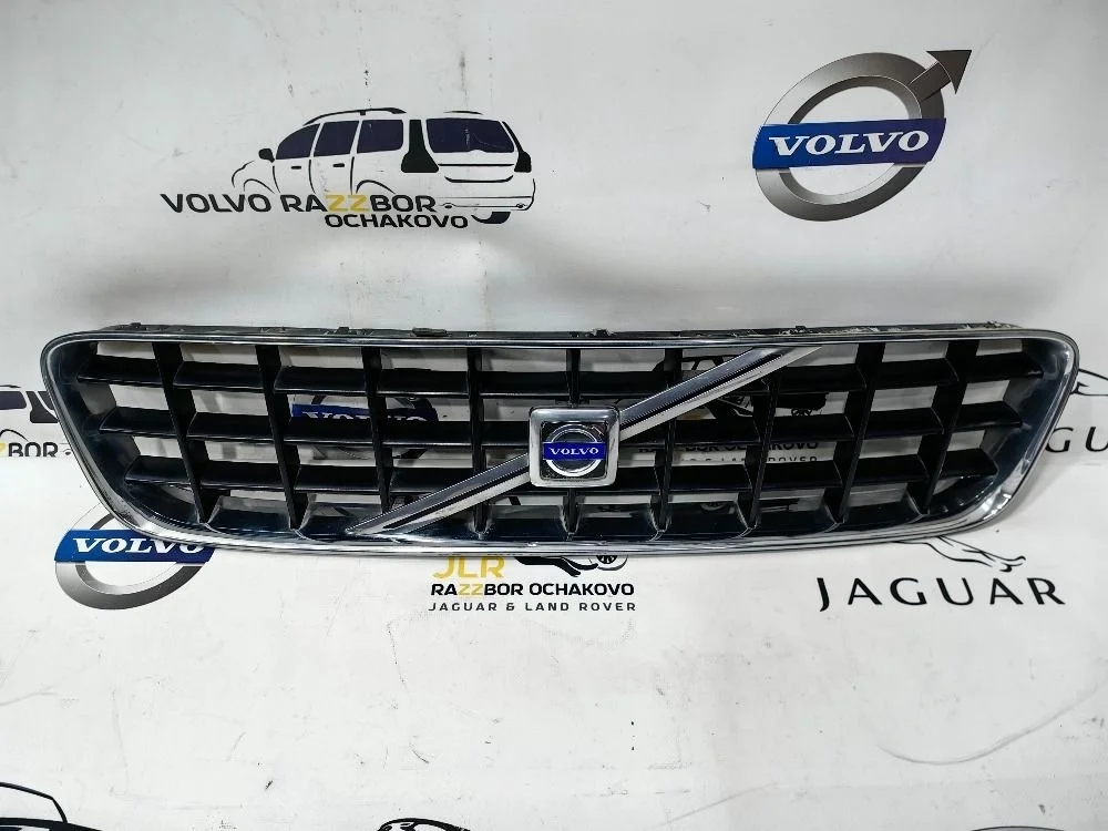 Решетка радиатора центральная Volvo XC90 дорест XC90 I (2002—2006)