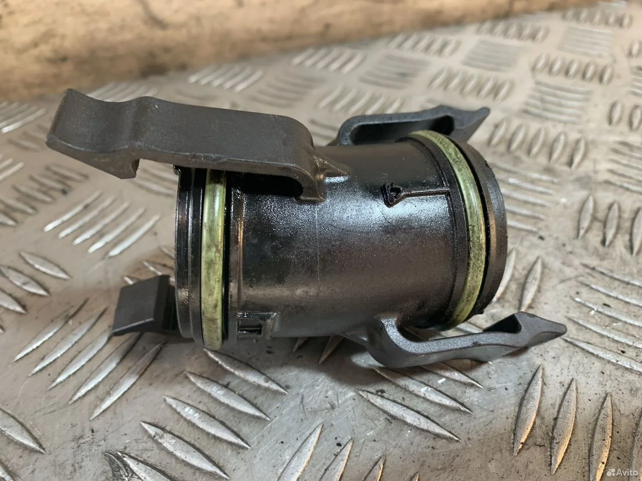 Патрубок турбины 04e145875f 1.2 turbo cjz vw skoda