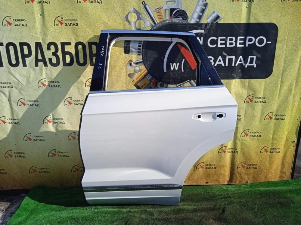 Дверь Volkswagen Touareg 2018 CR