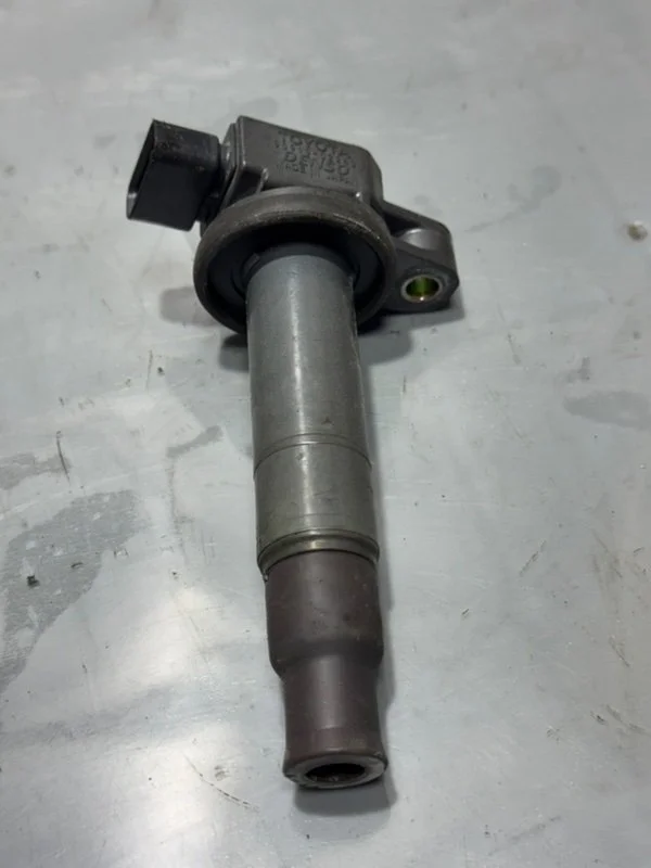 Катушка зажигания Toyota bB 2005 NCP31