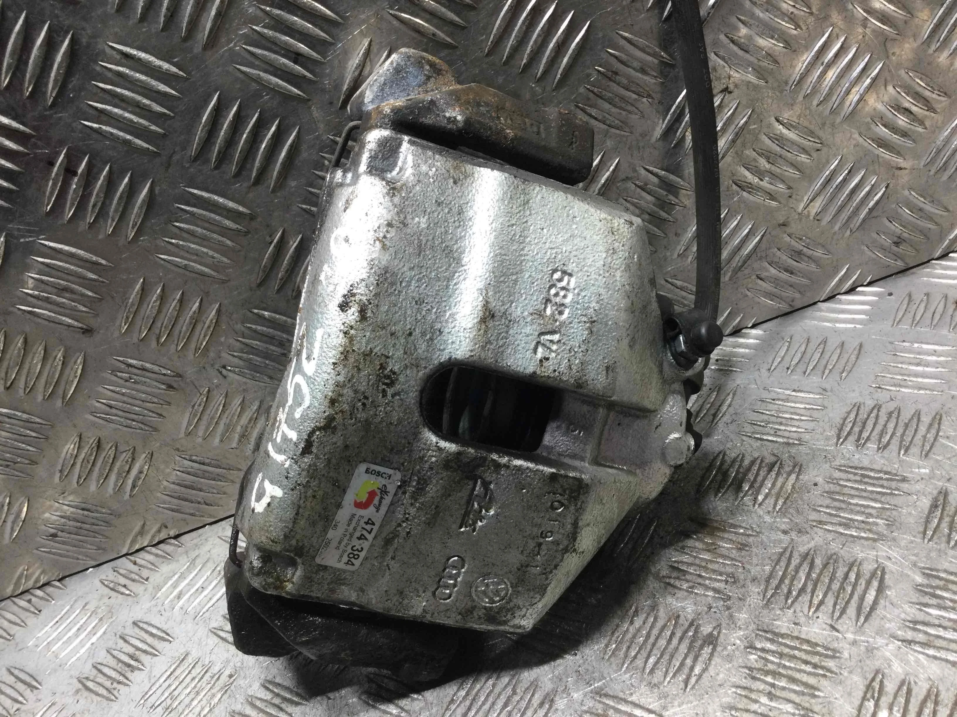 Суппорт передний правый Audi A3 8P (2003-2005) бензин 2.0 i Механика Х/б