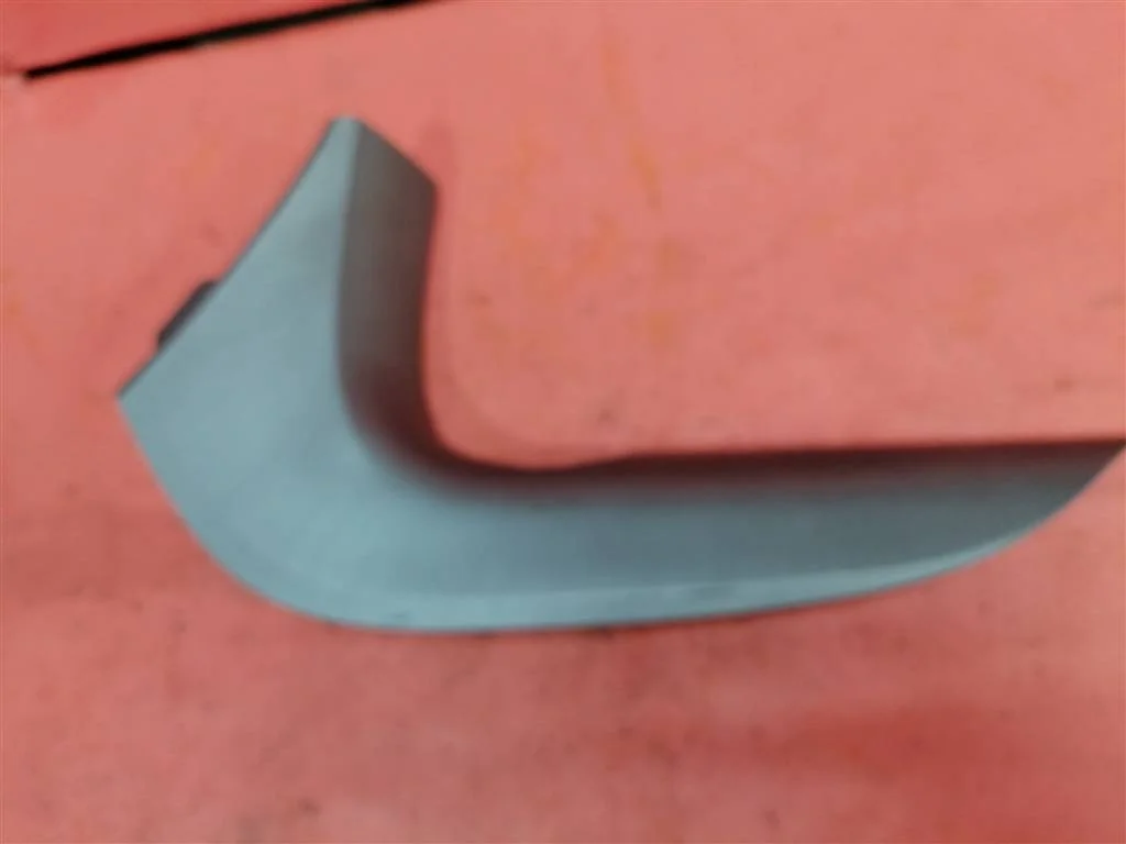 накладка (кузов внутри) Toyota RAV 4 2006-2013