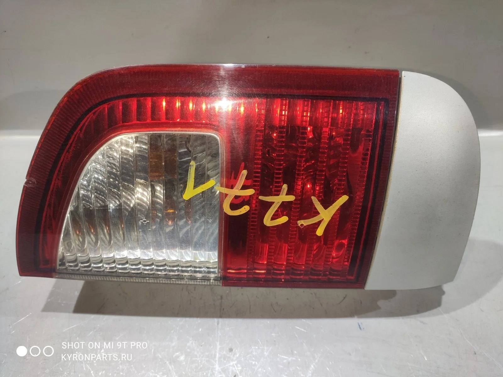 Фонарь внешний SsangYong Kyron 2007 D100