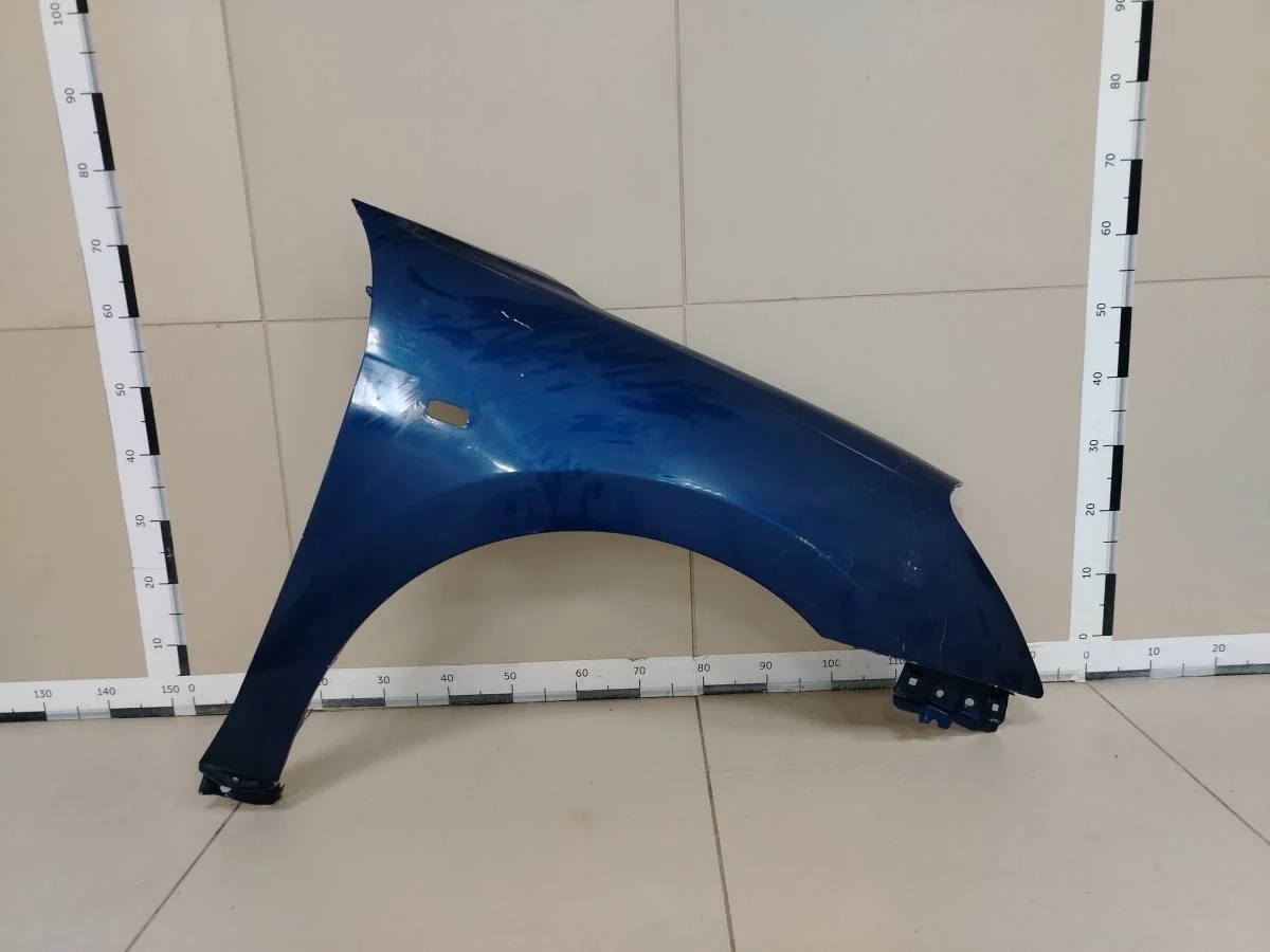 Крыло переднее правое Nissan Almera 3 G11, G15 2012>
