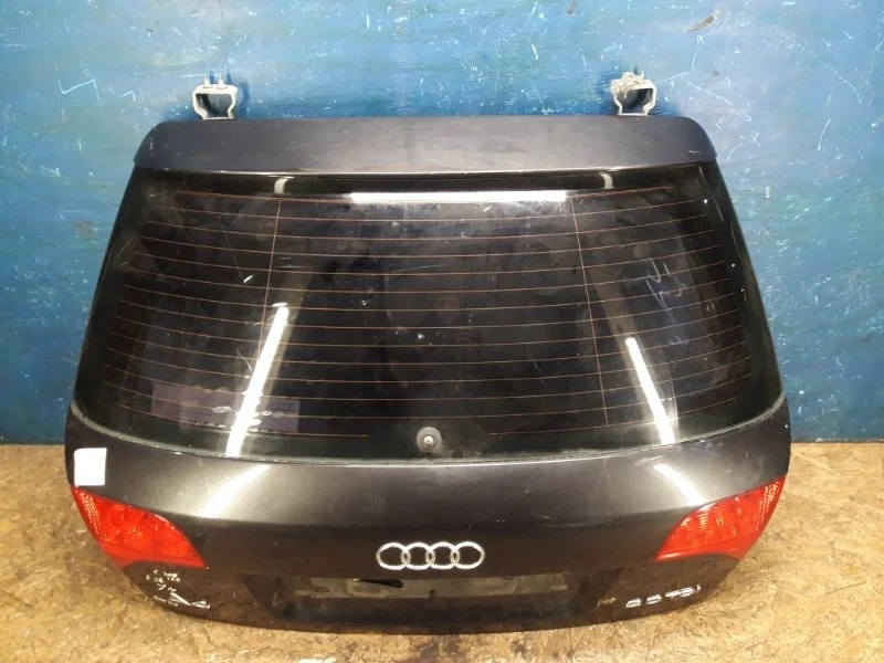 Крышка багажника Audi A4 B7 2004-2009 8E9827023P УНИВЕРСАЛ