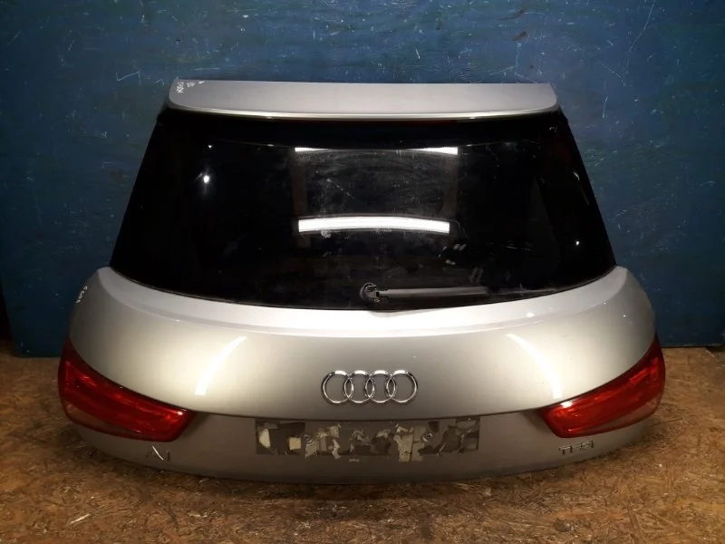 Крышка багажника Audi A1 8X 2010-2018 8X3827023 ХЭТЧБЕК
