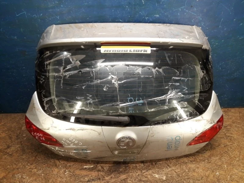 Крышка багажника Opel Astra J 2009-2016 13372624 ХЭТЧБЕК