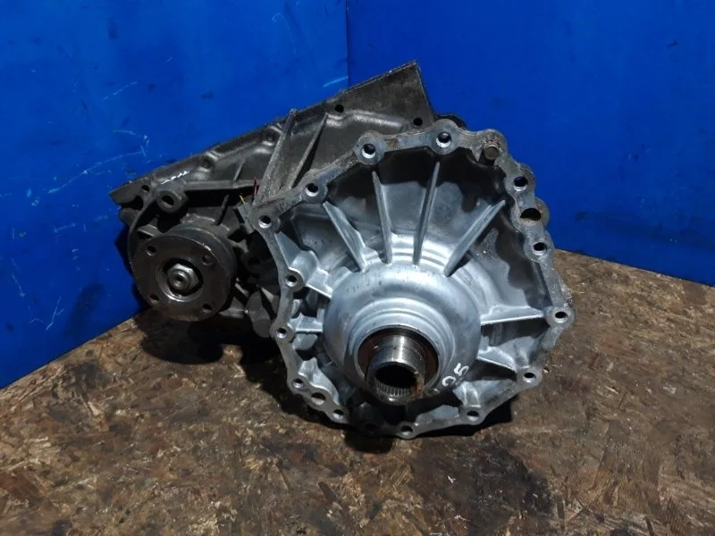 Раздатка Nissan Navara D40 2005-2014 33100EA310 2.5 YD25