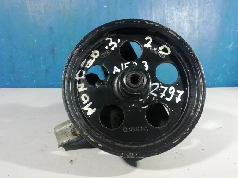 Насос ГУР Ford Mondeo 3 2000-2007 1357641 2.0 CJBA