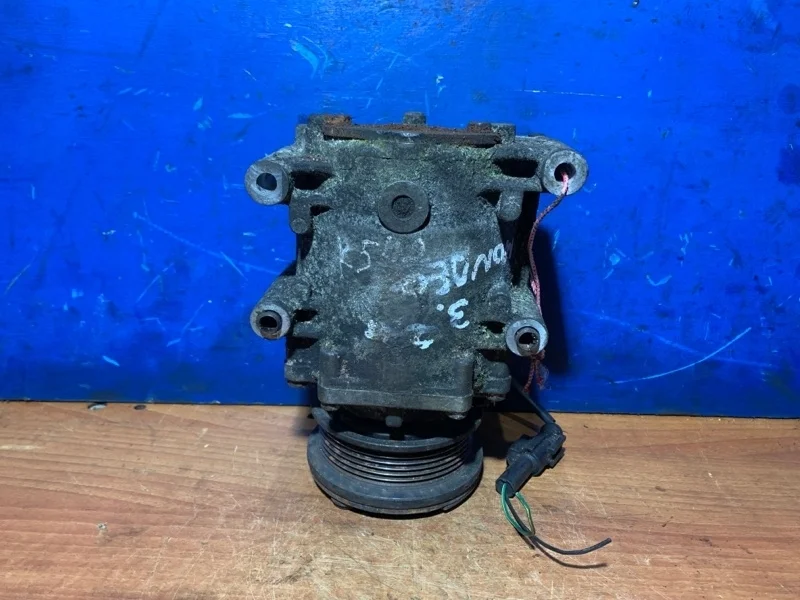 Компрессор кондиционера Ford Mondeo 3 1710586 1.8 CHBB