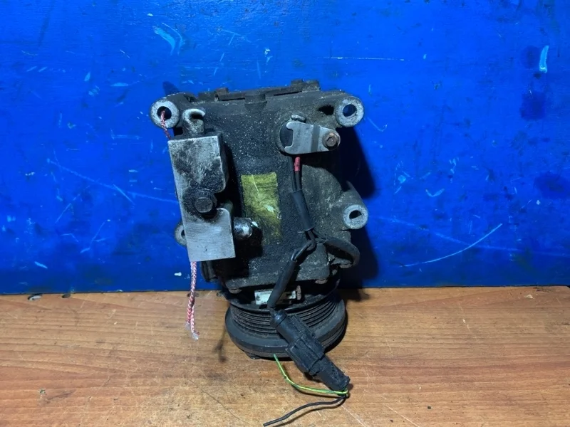 Компрессор кондиционера Ford Fusion Cbk YS4H19D629AB 1.6 FYJA