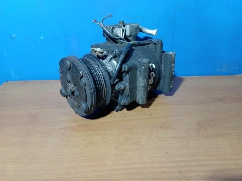Компрессор кондиционера Ford Mondeo 3 1710586 2.0 CJBA