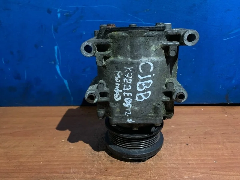 Компрессор кондиционера Ford Mondeo 3 1710586 2.0 CJBA