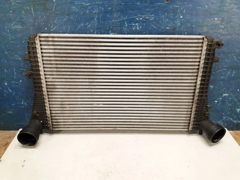 Радиатор интеркулера Volkswagen Tiguan Nf 2006-2011 3C0145805P 2.0 CBAB