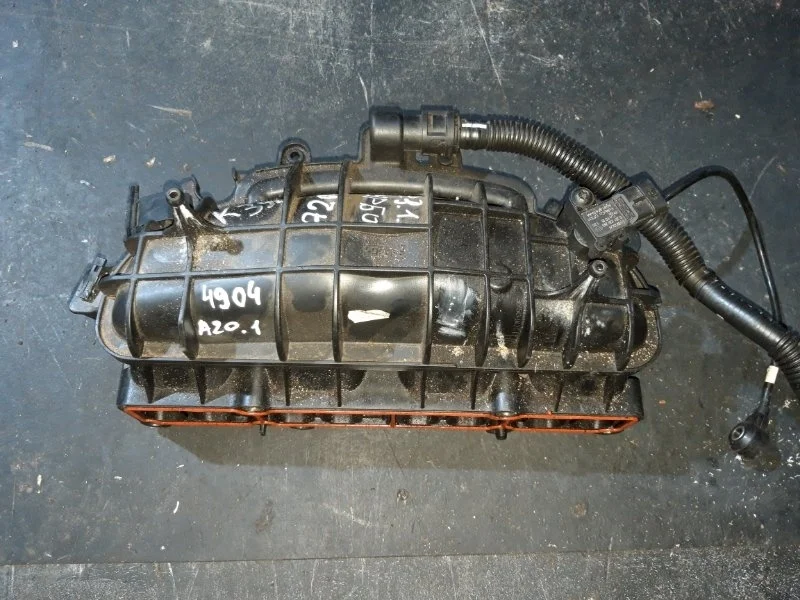 Коллектор впускной Ford Focus 3 BM5G9424EA 1.6 JTDA