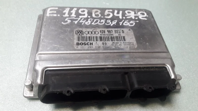 Блок управления двигателем, эбу Audi A4 B5 1997-2005 4D0907551R 2.8 APR