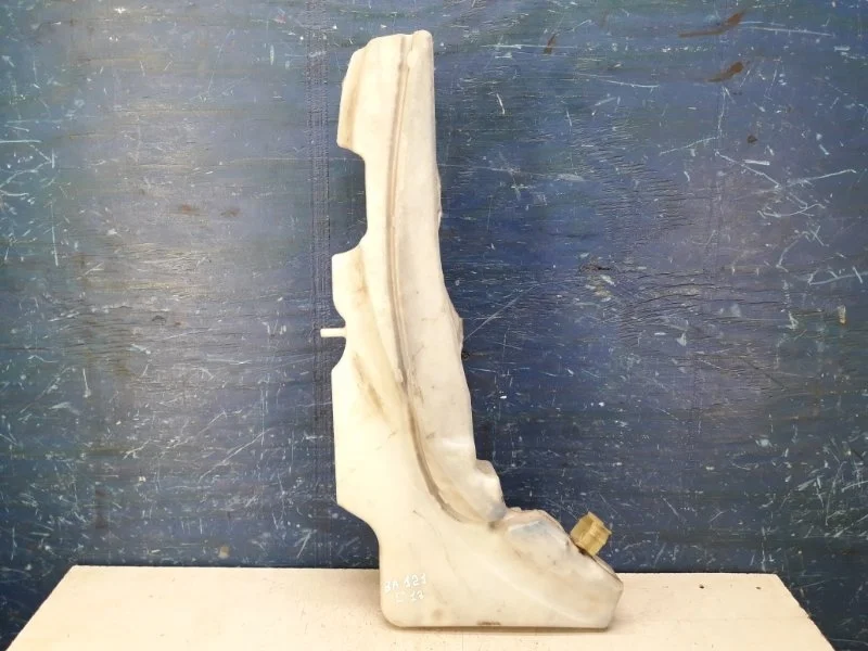 Бачок омывателя Nissan Navara D40 2005-2010 28910EB300 2.5 YD25