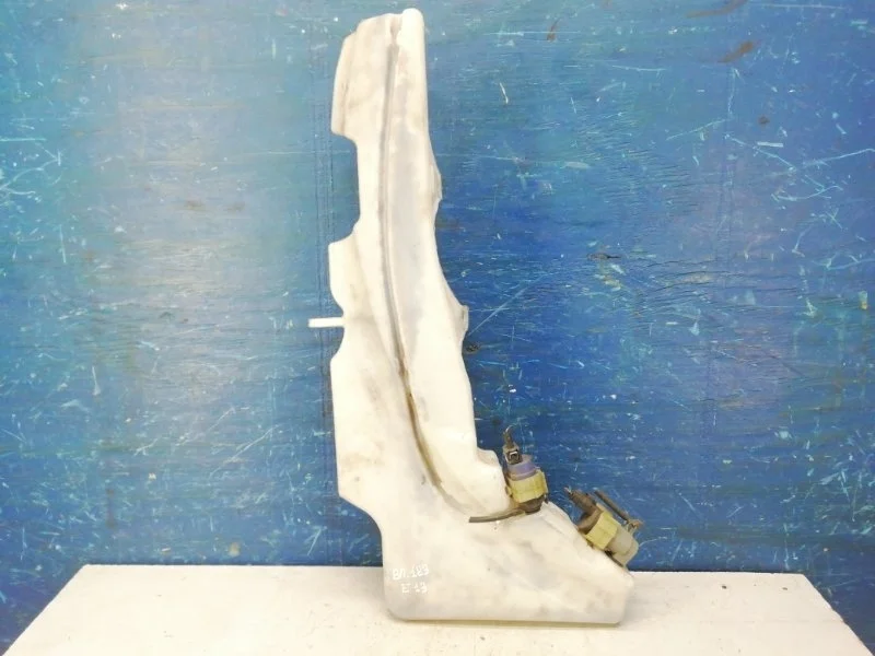 Бачок омывателя Nissan Navara D40 2005-2010 28910EB300 2.5 YD25