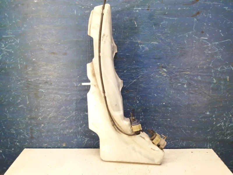 Бачок омывателя Nissan Navara D40 2005-2010 28910EB300 2.5 YD25