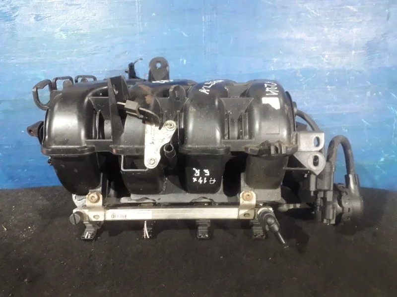 Коллектор впускной Opel Corsa D 2006-2014 55563664 1.4 A14XER