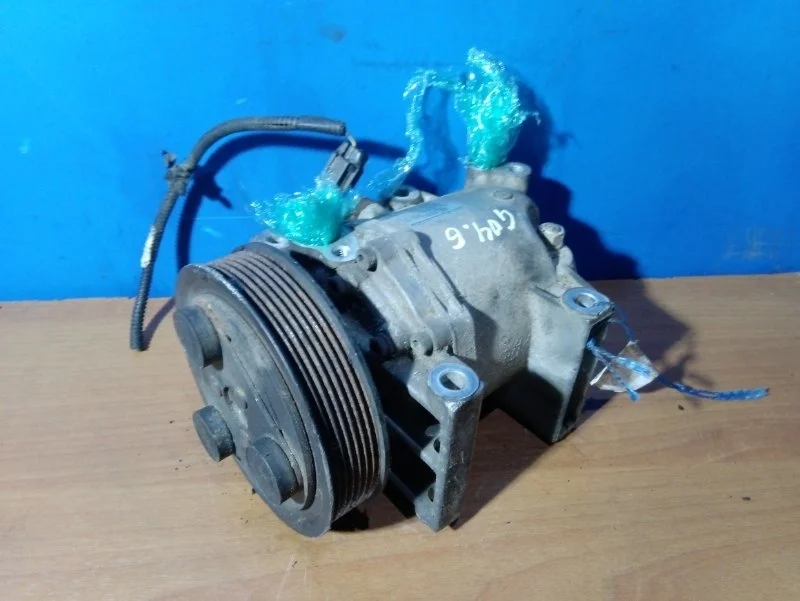Компрессор кондиционера Nissan Navara D40 2005-2010 92600EB40E 2.5 YD25