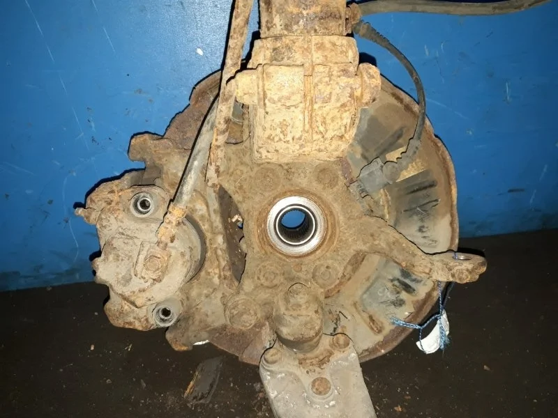 Поворотный кулак Volkswagen Tiguan Nf 2006-2011 1K0407256AA 2.0 CBAB, передний правый