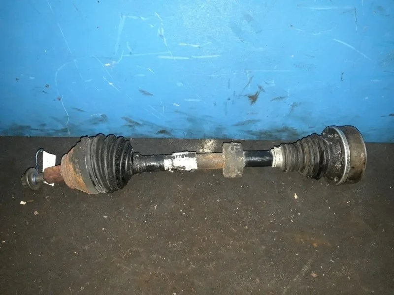 Привод Volkswagen Passat B6 2005-2010 3C0407271AE 1.9 BLS, передний левый