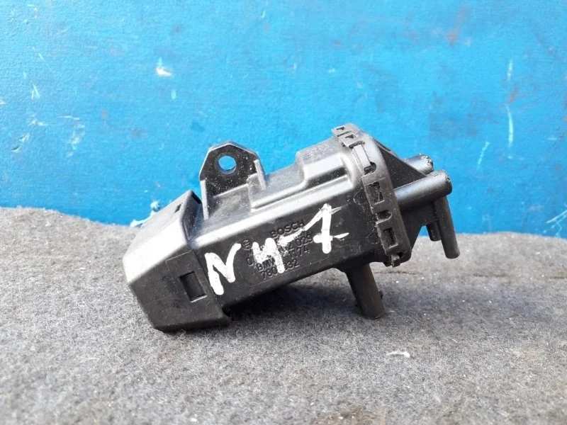 Клапан управления турбиной Bmw X5 E70 2007-2013 11747808032