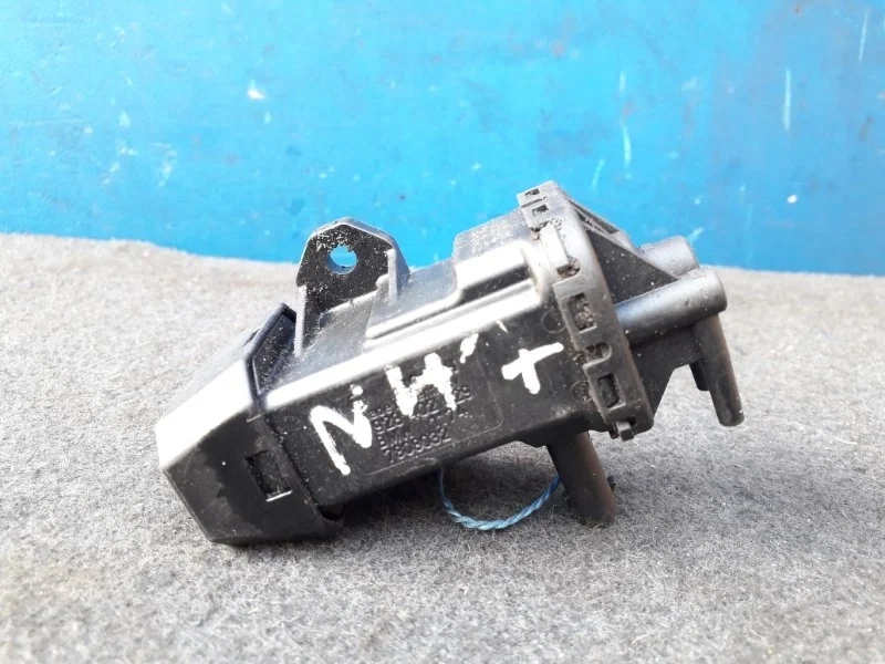 Клапан управления турбиной Bmw X5 E70 2007-2013 11747808032
