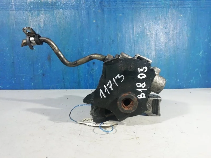 Насос ГУР Mercedes C W203 2000-2007 A0034664101 1.8 M271