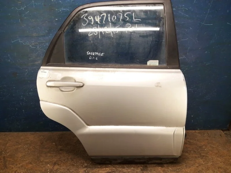 Дверь Kia Sportage 2 Km 2004-2010 770041F050, задняя правая