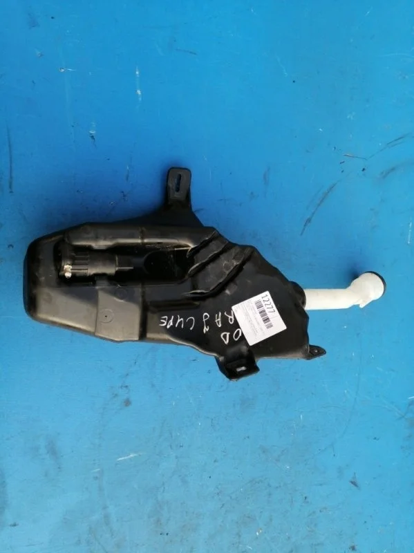 Бачок омывателя Opel Astra J Gtc 2009-2016 13260579 1.4 A14NET