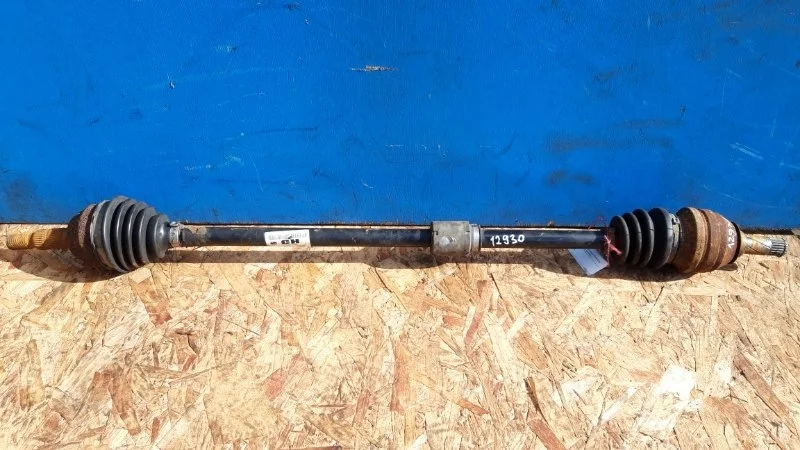 Привод Opel Astra J 2009-2016 13250861 1.6 A16XER, передний правый