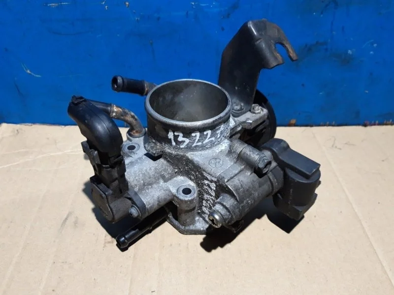 Дроссельная заслонка Kia Ceed 1 Ed 2007-2012 351002B000 1.6 G4FC