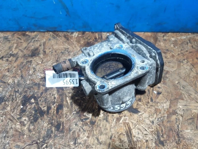Дроссельная заслонка Toyota Avensis T250 2003-2008 220300D011 1.8 1ZZFE